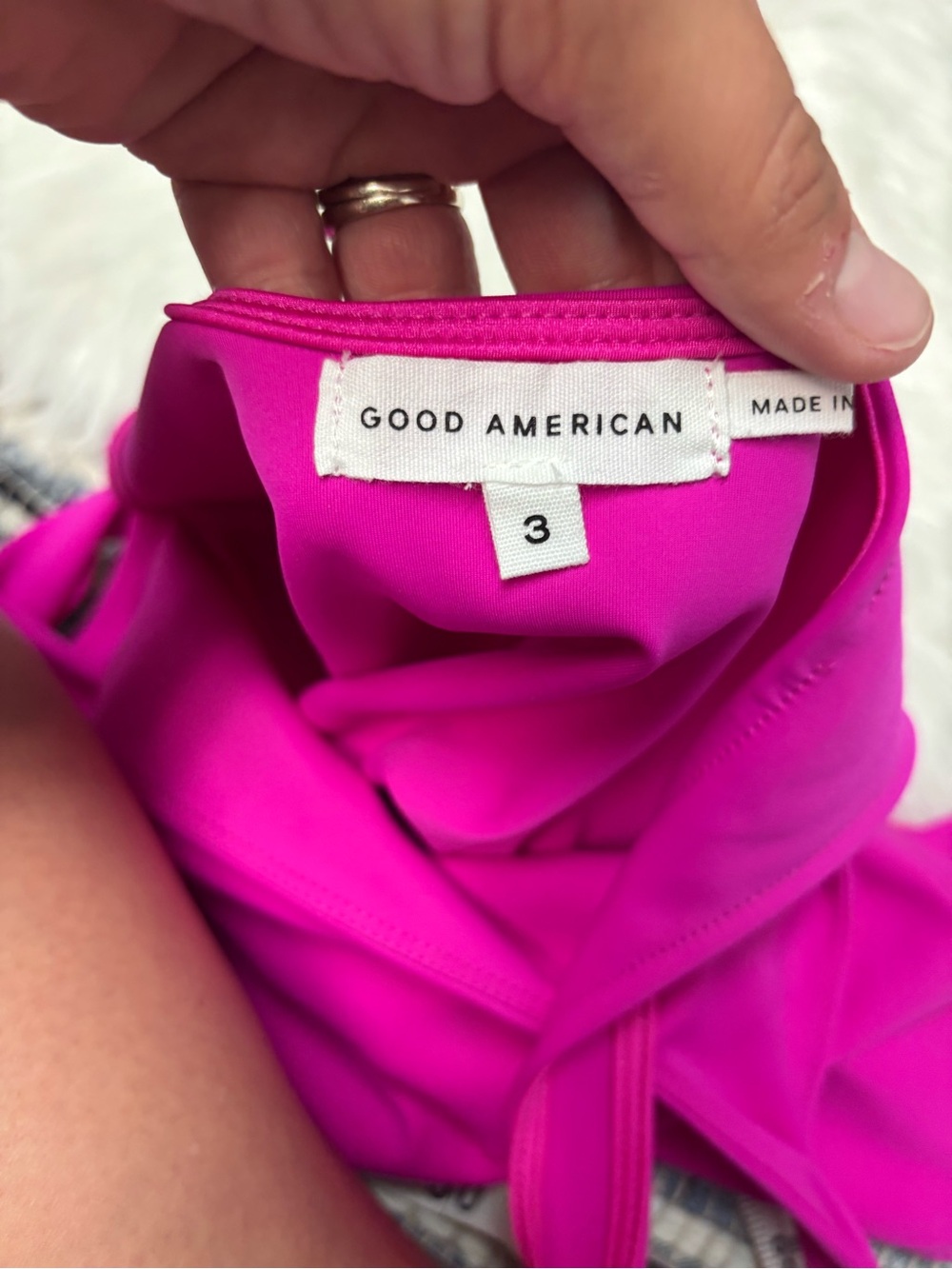 * | GOOD AMERICAN | Modern Tank Bodysuit in Scuba Fabric. Size 3. - Picture 6 of 6